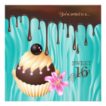 Azul de la magdalena del chocolate de la invitació