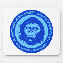 Azul EN BUSCA de ORANG PENDEK - Sumatra Bigfoot Alfombrillas De Ratón