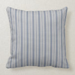 Azul que hace tictac y blanco de la cama tradicion almohadas