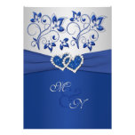 Azul real e invitación unida plata de los corazone