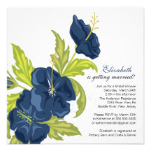 Azules marinos nupciales florales de la invitación