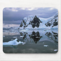 Bahía del paraíso, la Antártida Alfombrillas De Ratones