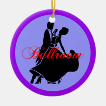 Bailarines del salón de baile ornatos