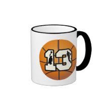 Baloncesto y jugadores del número 13 tazas