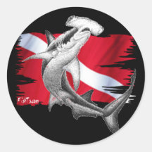 Bandera de la zambullida con el tiburón-buceador d etiquetas  