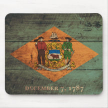 Bandera de madera vieja de Delaware Alfombrillas De Ratones
