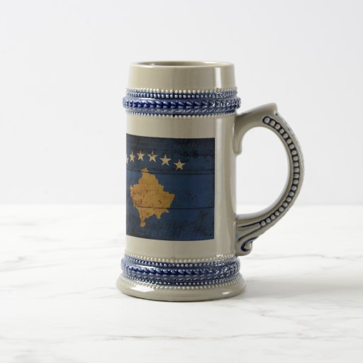 Bandera de madera vieja de Kosovo Taza De Café