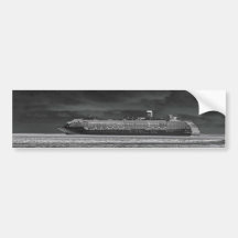 Barco de cruceros que viaja con la noche pegatina de parachoque