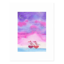 Barcos del amor en la puesta del sol postales