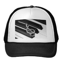 Barra del piano con el G-clef Gorro