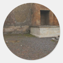Base de Pompeya de una columna. Reliquia de la ant Etiqueta Redonda