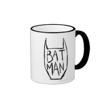 Batman mecanografía adentro la cabeza taza