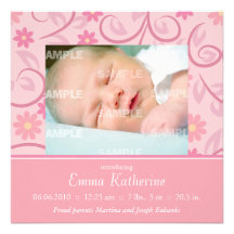 Bebé floral rosado rizado invitación