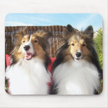 Bella y tolerancia - en el pórtico Mousepad