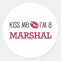 Béseme que soy MARISCAL Etiquetas