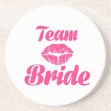 Beso de la novia del equipo posavasos para bebidas