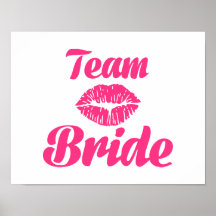 Beso de la novia del equipo posters