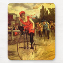 BICI DEL VINTAGE DE LAS SEÑORAS QUE COMPITE CON LA TAPETE DE RATONES
