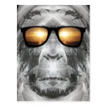 Bigfoot en sombras postal