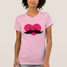 Bigote con el corazón rosado lindo camiseta