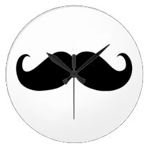 Bigote negro divertido en el fondo blanco relojes