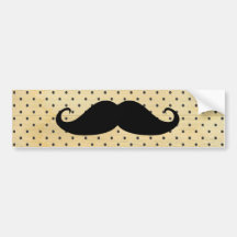 Bigote negro divertido en lunares del amarillo del etiqueta de parachoque