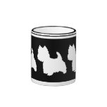 Blanco de la silueta de Westie en negro Tazas