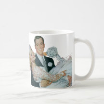 Boda del vintage, novia que lleva del novio, recie taza