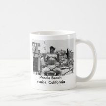 Bodybuilder de la playa del músculo - Venecia, CA Tazas De Café