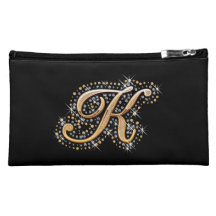 Bolso cosmético negro con K inicial