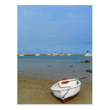 Bote de remos en la orilla del Block Island Tarjeta Postal