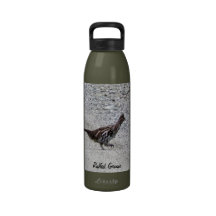 Botella de agua superada del urogallo