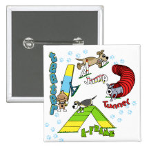 Botón de la agilidad del perro del dibujo animado pins