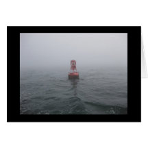 Boya en niebla tarjeta