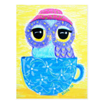 Búho en una taza de té postal