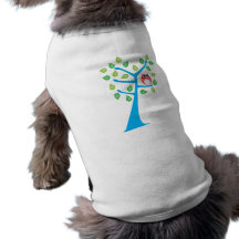 Búho rojo en árbol ropa de perro