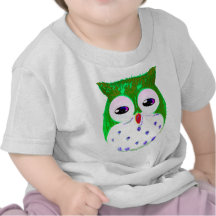 Búho verde lindo del bebé camiseta