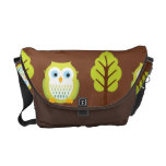 Búhos y la bolsa de mensajero de los árboles bolsa messenger
