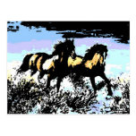 Caballos corrientes del arte pop tarjeta postal