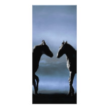 Caballos que hacen a amigos por claro de luna lona