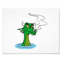 cabeza del dragón fuera del agua horned.png foto
