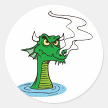 cabeza del dragón fuera del agua horned.png pegatina
