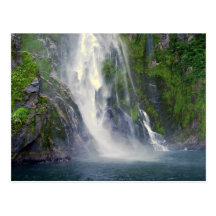 Caídas de Stirling, Milford Sound, postal de NZ