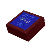 Caja de regalo de los corazones y de las flores de