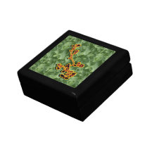 caja de regalo floral frondosa tridimensional