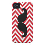 Caja roja del iPhone 4 de Chevron del bigote negro Case-Mate iPhone 4 Fundas
