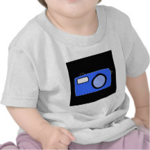 Cámara azul brillante. En negro Camiseta