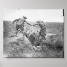 Camaradas en la batalla de Ginchy, el Somme Posters