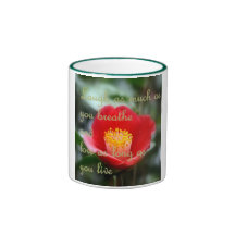Camelia roja/risa viva del amor taza