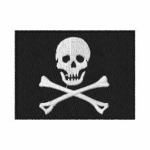 Camisa bordada de la bandera de pirata